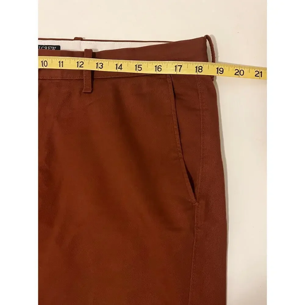 J. Crew Men’s Straight-fit flex chino pant